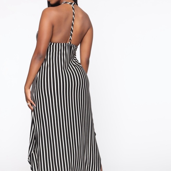 Heart&Hips Striped Halter Maxi Dress - Picture 2 of 8